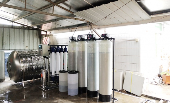 云南大理某酒店凈化軟化設(shè)備