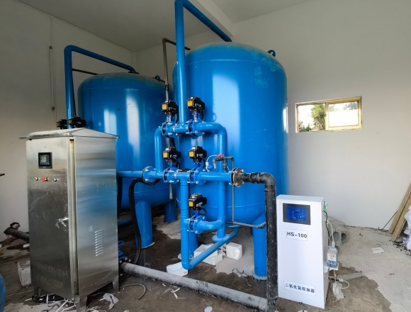 云南仁興鎮(zhèn)新村30噸一體化凈水設備